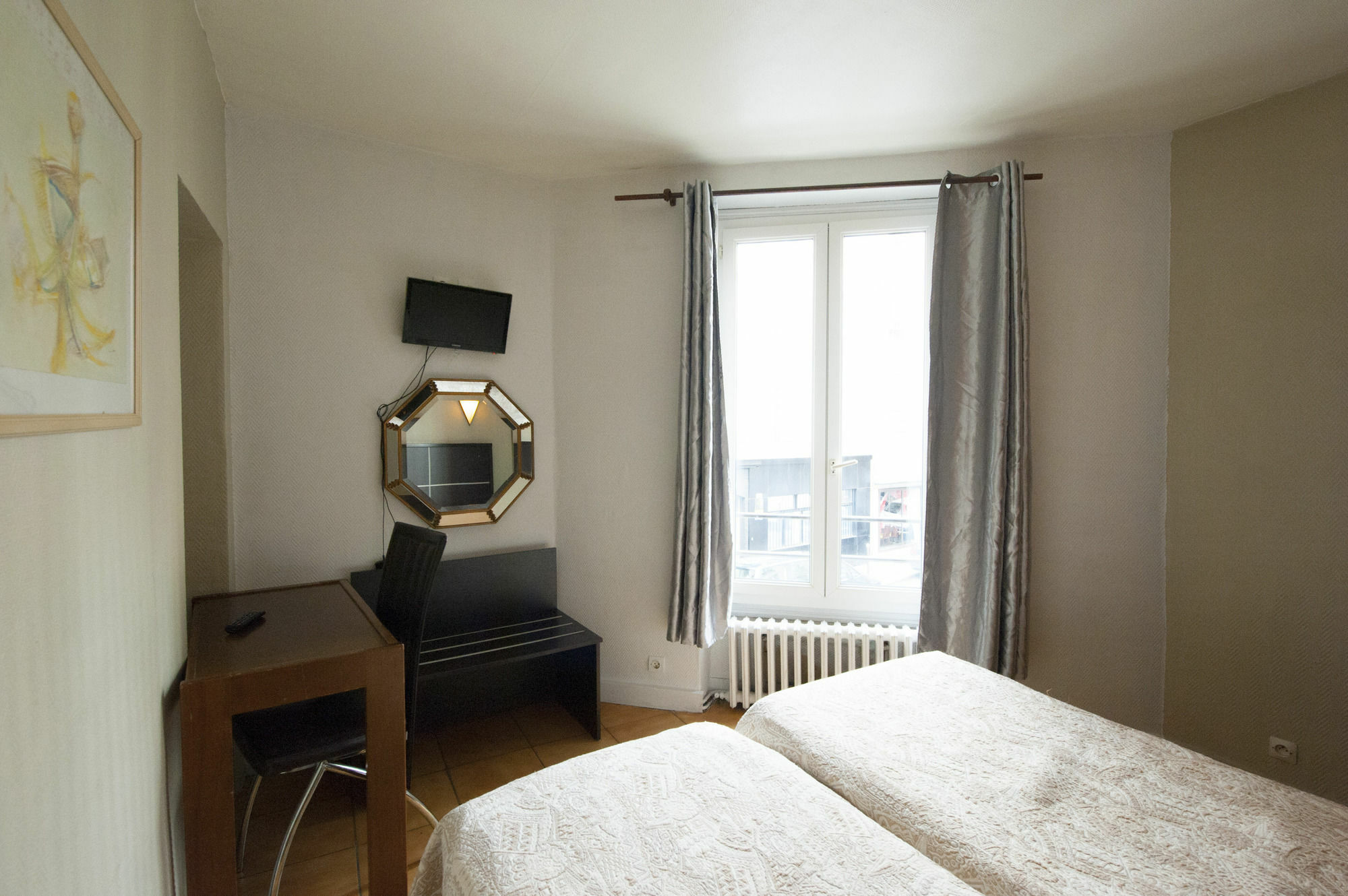 Hotel Du Globe 18 Parigi Esterno foto